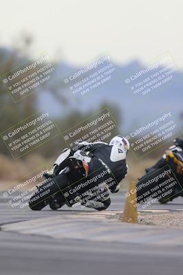 media/Sep-21-2025-Race Pace (Sun) [[98bf33ef95]]/Verified/2-Turn 2 Backside (835am)/